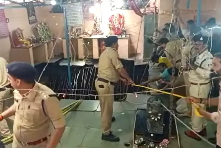 Temple Floor Collapse Indore